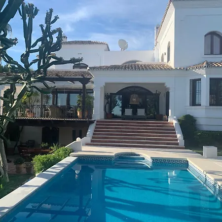 Luxury Hortensia Villa