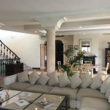 Luxury Hortensia Villa Marbellac